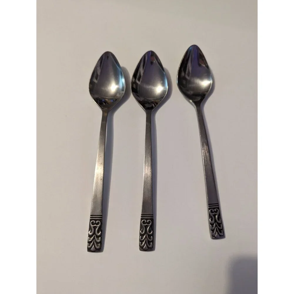 VTG CARLYLE Hong Kong‎ stainless cameo pattern lot 3teaspoons replacement
